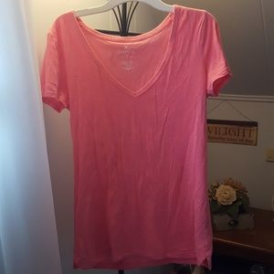 American Eagle favorite tee
